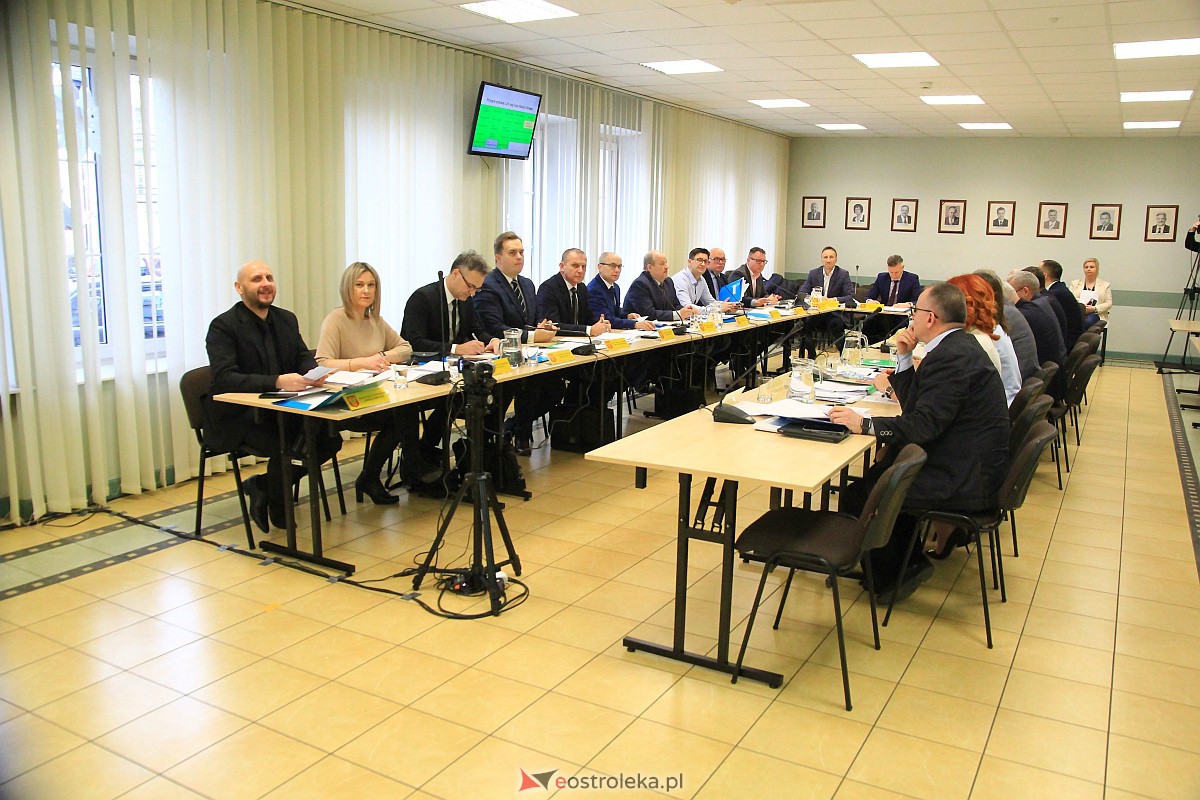 LXXIV sesji Rady Miasta Ostrołęki [29.12.2022] - zdjęcie #35 - eOstroleka.pl