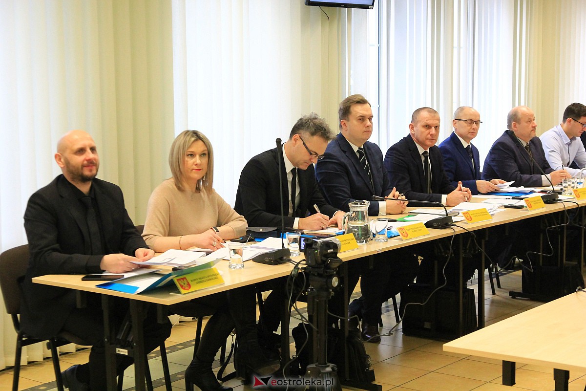 LXXIV sesji Rady Miasta Ostrołęki [29.12.2022] - zdjęcie #9 - eOstroleka.pl