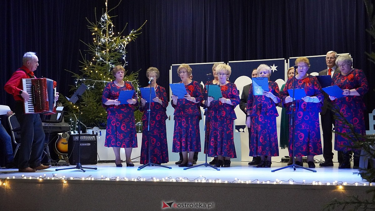 Wspólne kolędowanie w Goworowie [29.12.2022] - zdjęcie #4 - eOstroleka.pl