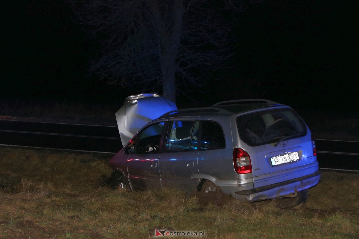 Wypadek w Antoniach [31.12.2022] - zdjęcie #3 - eOstroleka.pl