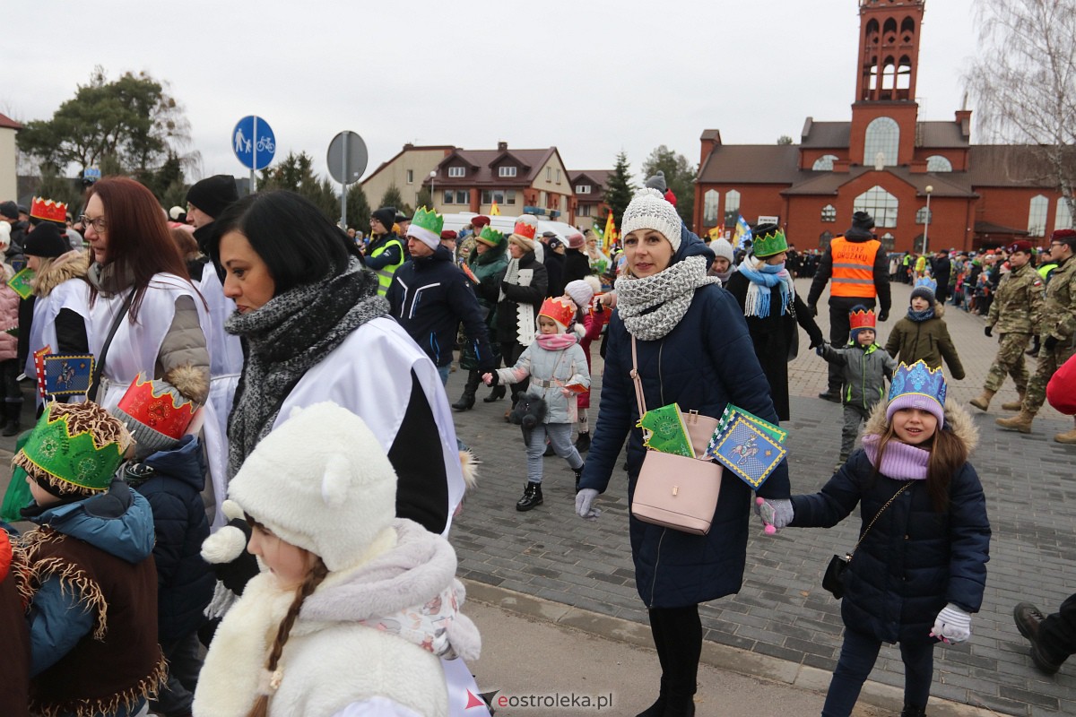 Orszak Trzech Króli 2023 w Ostrołęce [06.01.2023] - zdjęcie #195 - eOstroleka.pl