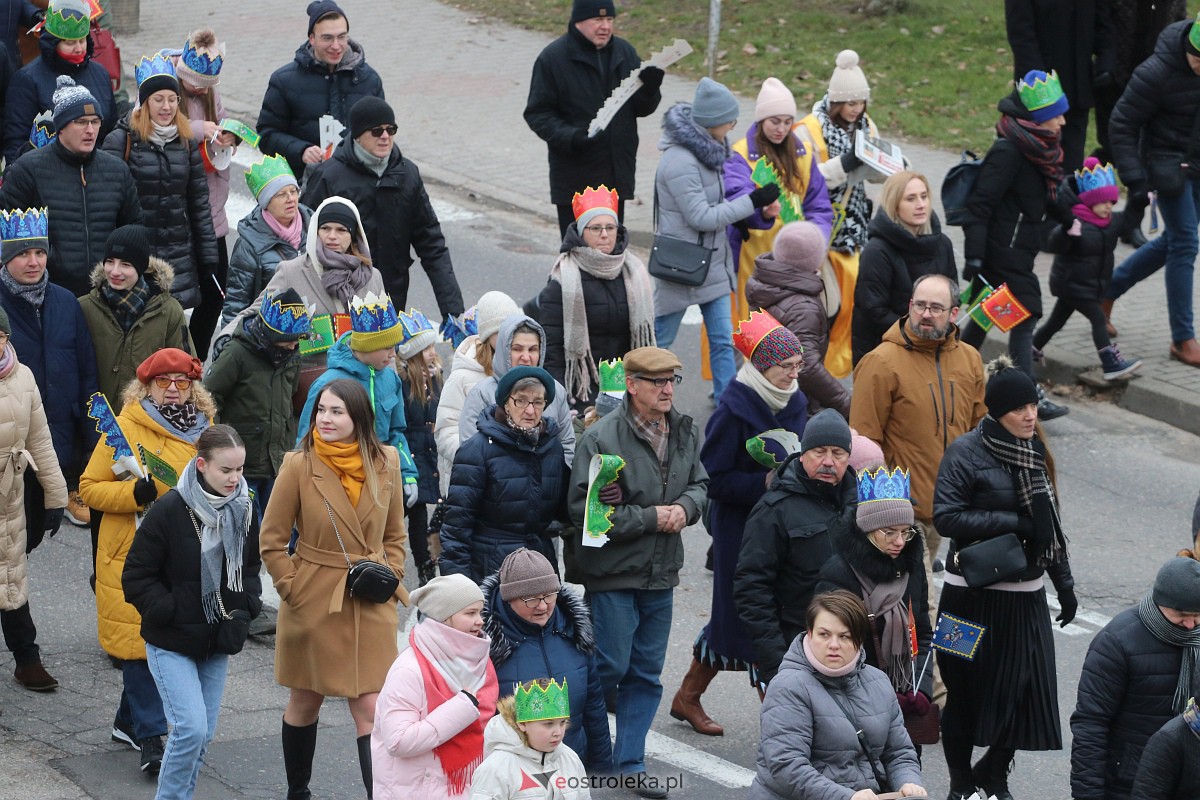 Orszak Trzech Króli 2023 w Ostrołęce [06.01.2023] - zdjęcie #151 - eOstroleka.pl