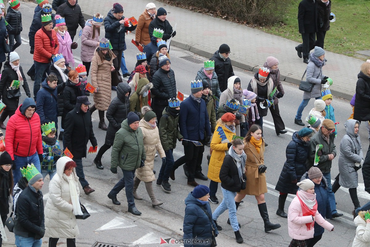 Orszak Trzech Króli 2023 w Ostrołęce [06.01.2023] - zdjęcie #138 - eOstroleka.pl