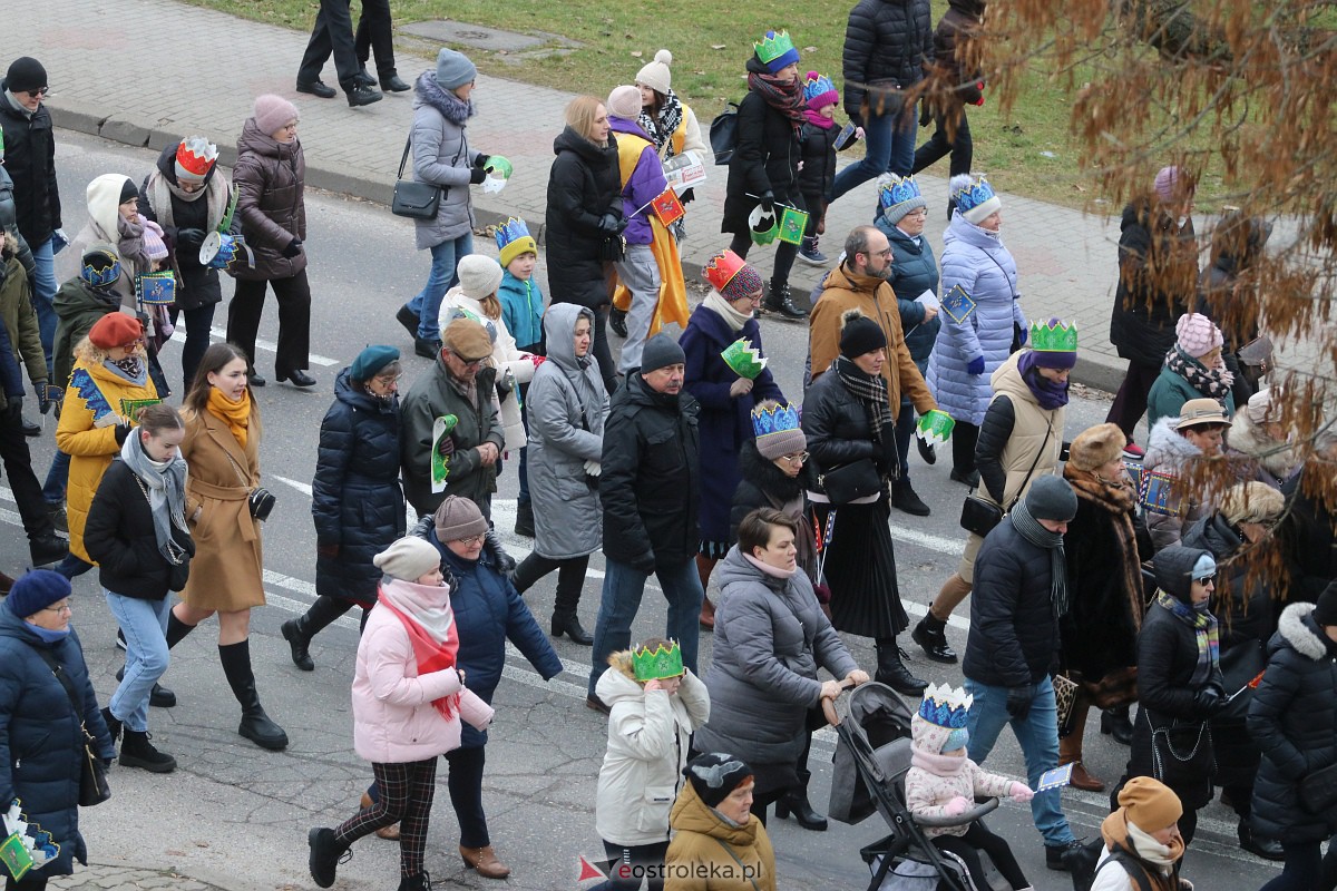 Orszak Trzech Króli 2023 w Ostrołęce [06.01.2023] - zdjęcie #136 - eOstroleka.pl