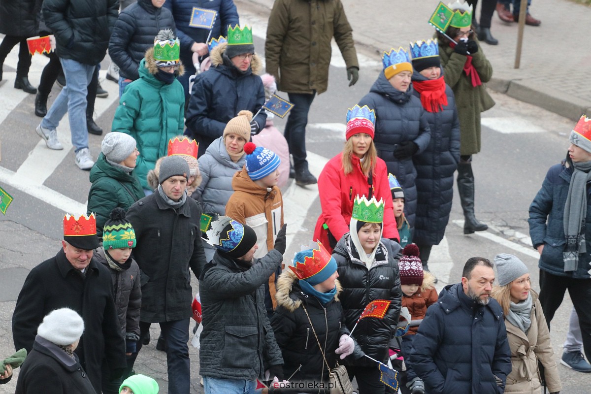 Orszak Trzech Króli 2023 w Ostrołęce [06.01.2023] - zdjęcie #128 - eOstroleka.pl