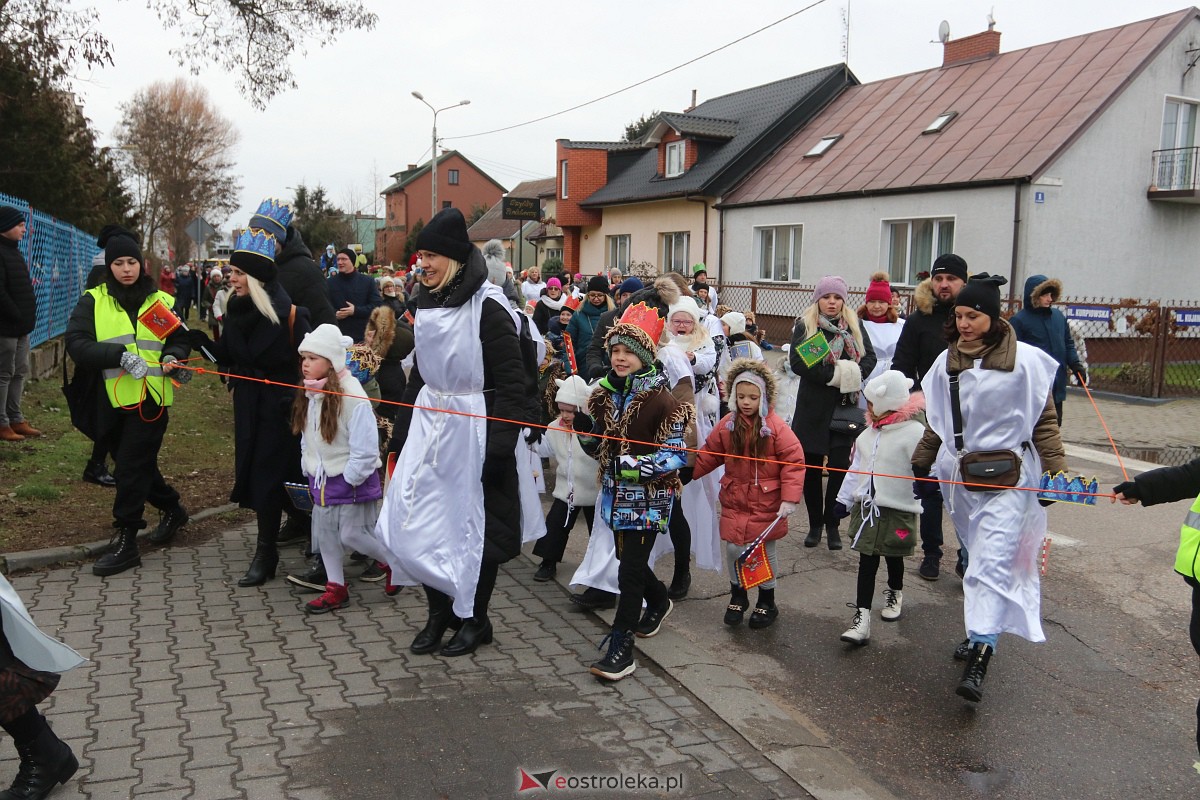 Orszak Trzech Króli 2023 w Ostrołęce [06.01.2023] - zdjęcie #141 - eOstroleka.pl