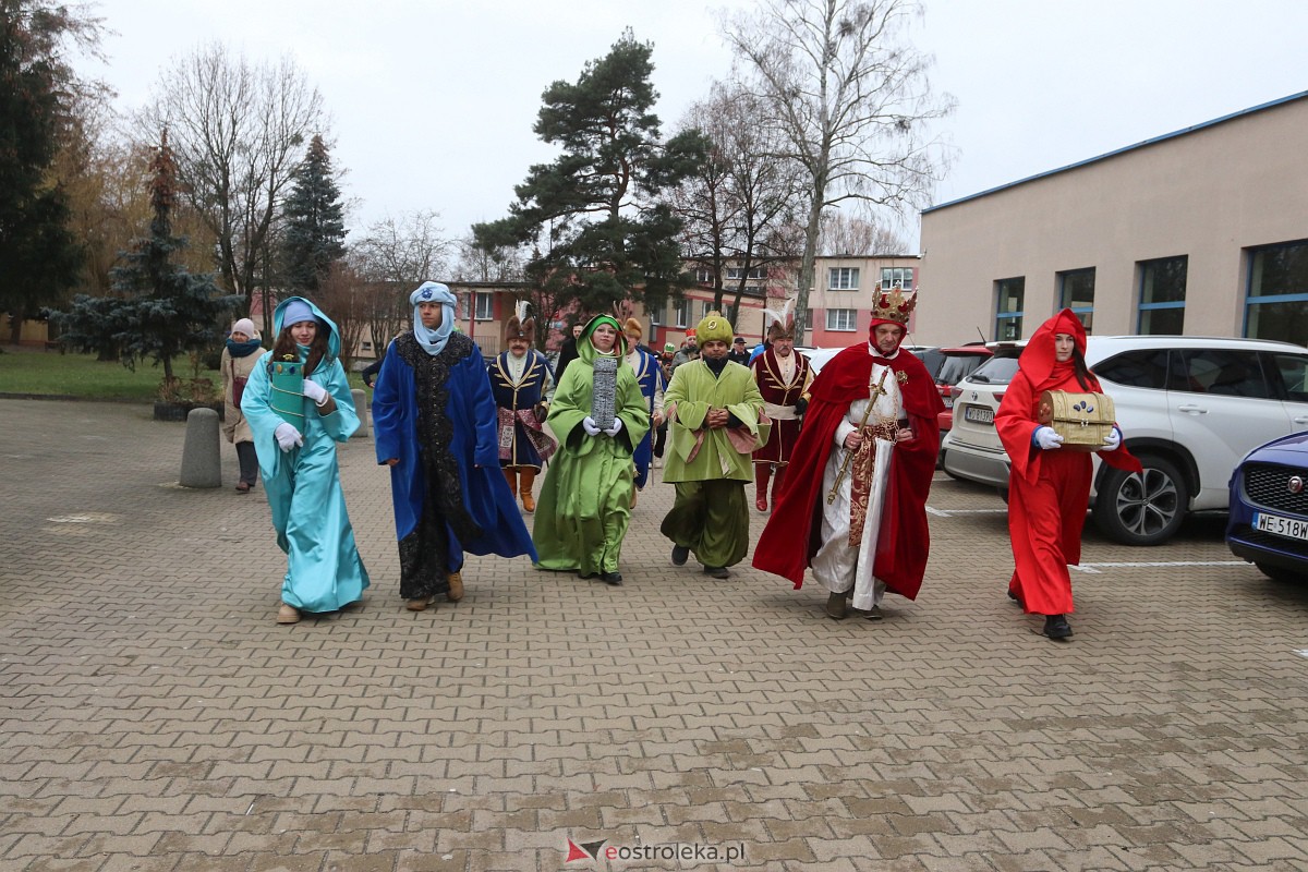 Orszak Trzech Króli 2023 w Ostrołęce [06.01.2023] - zdjęcie #101 - eOstroleka.pl