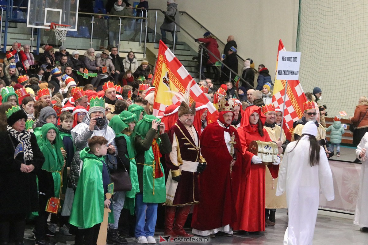 Orszak Trzech Króli 2023 w Ostrołęce [06.01.2023] - zdjęcie #73 - eOstroleka.pl