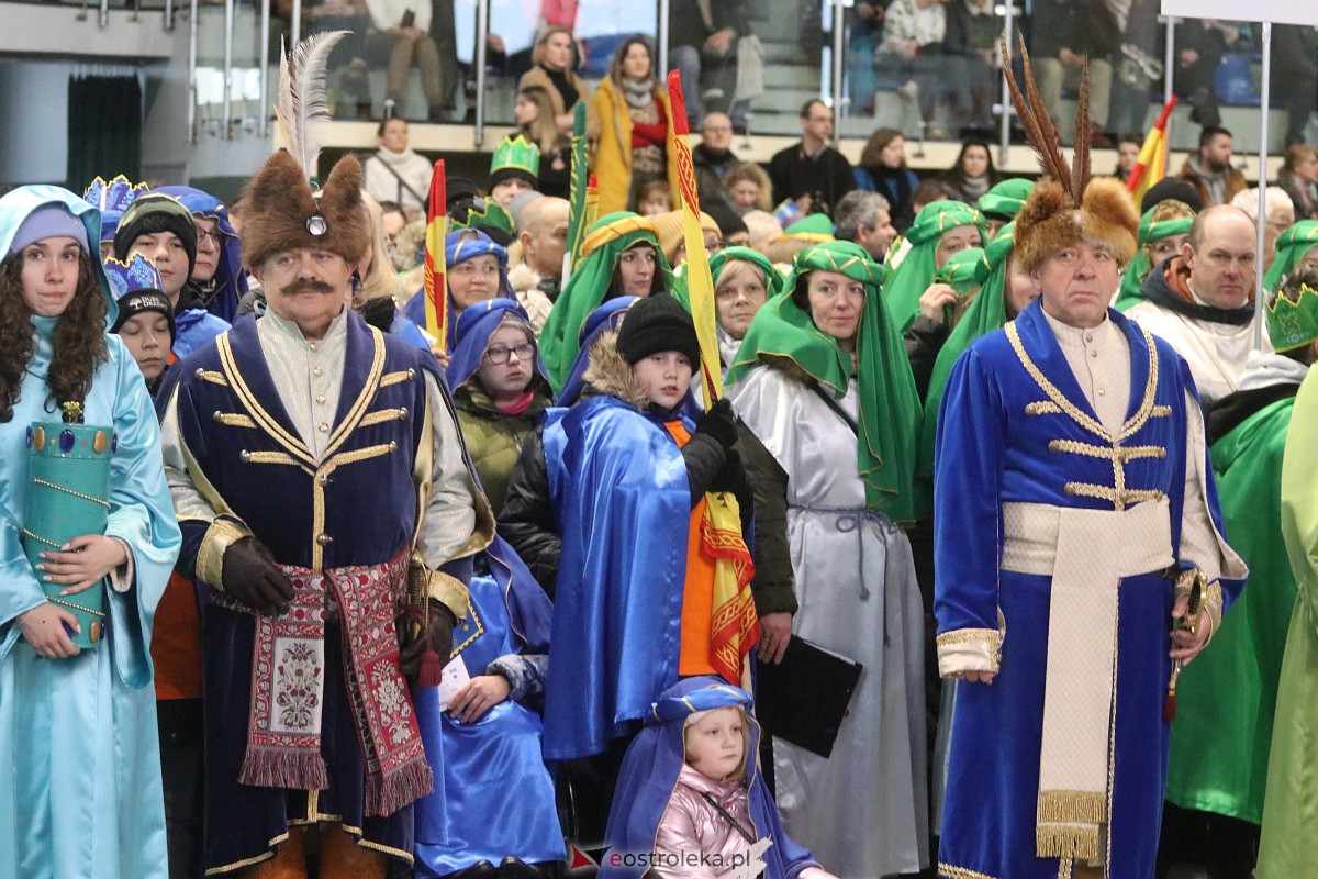 Orszak Trzech Króli 2023 w Ostrołęce [06.01.2023] - zdjęcie #56 - eOstroleka.pl