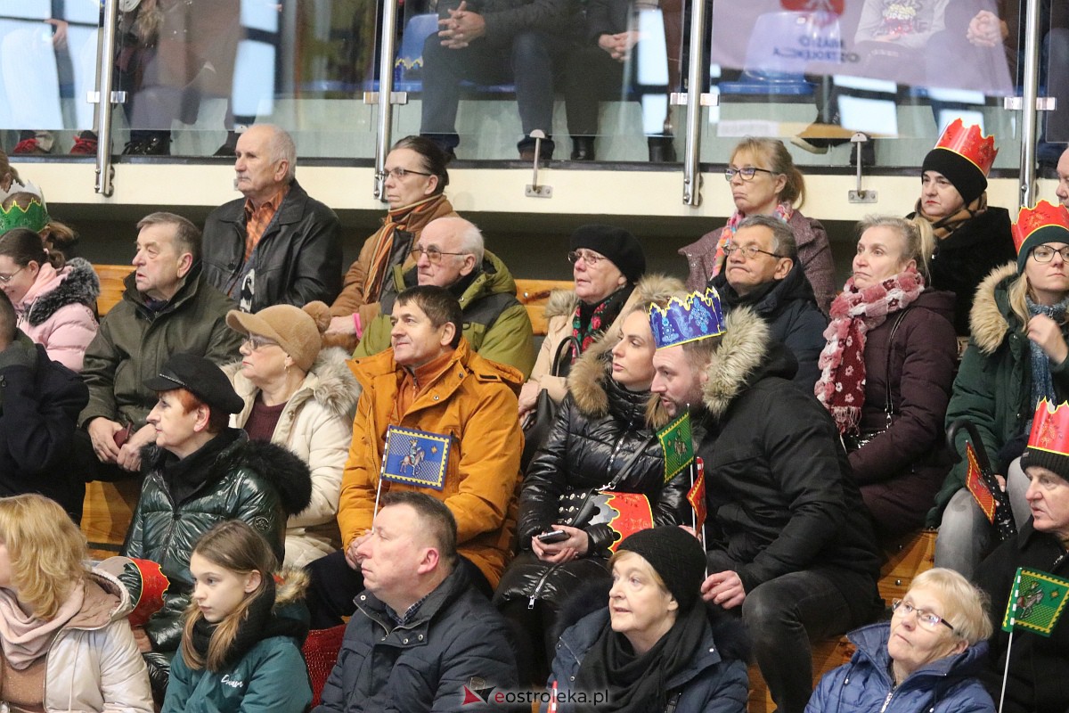 Orszak Trzech Króli 2023 w Ostrołęce [06.01.2023] - zdjęcie #45 - eOstroleka.pl