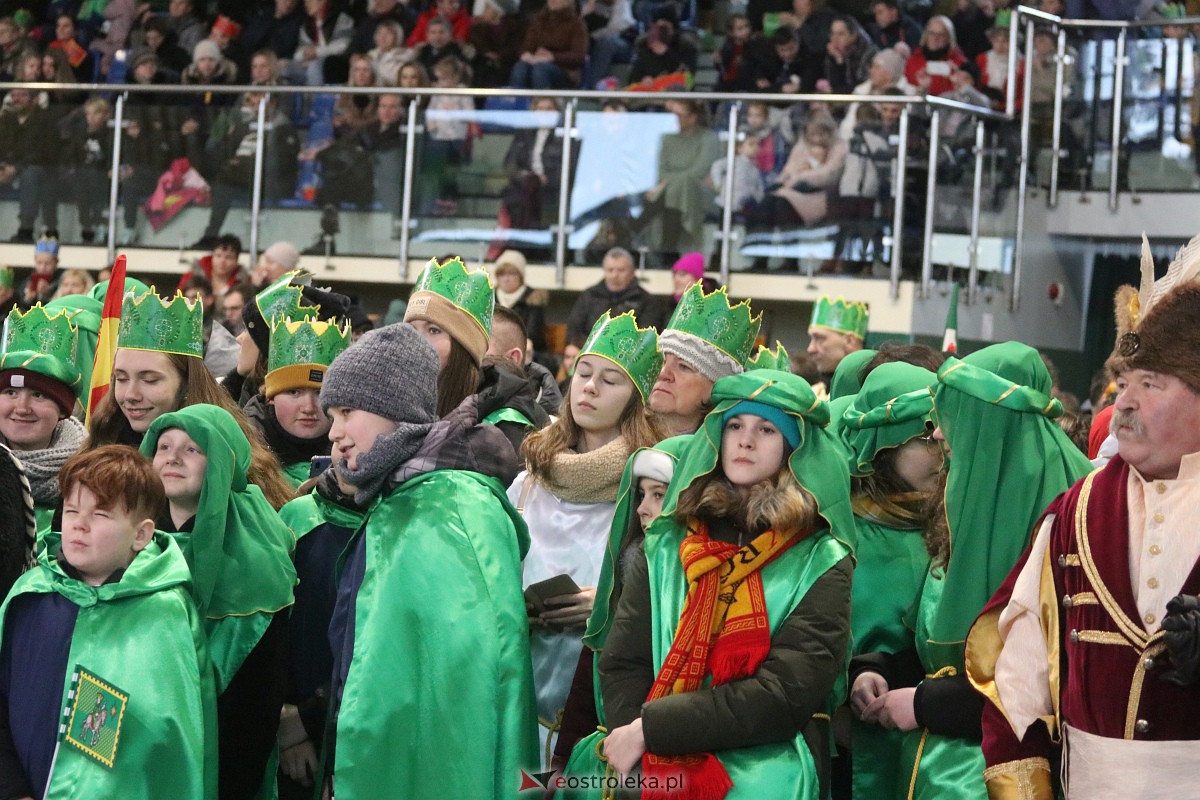 Orszak Trzech Króli 2023 w Ostrołęce [06.01.2023] - zdjęcie #35 - eOstroleka.pl