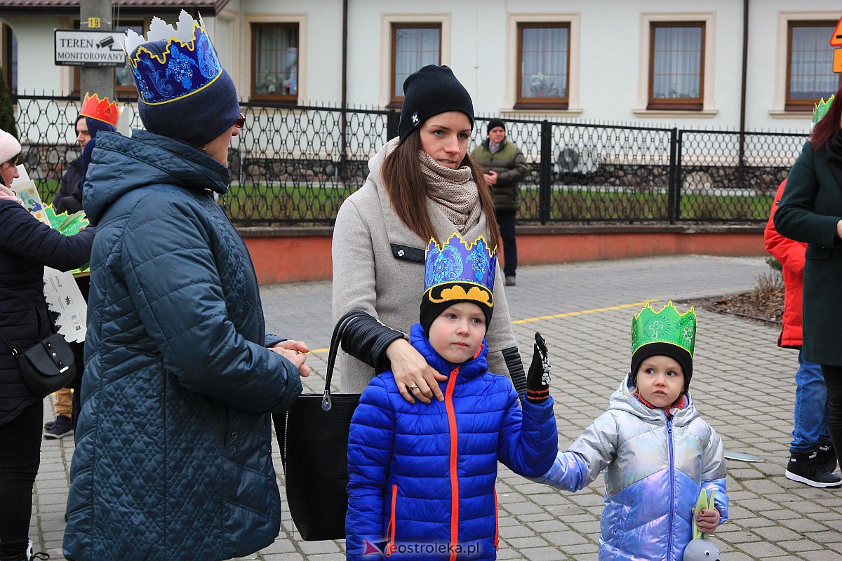 Orszak Trzech Króli w Myszyńcu [06.01.2023] - zdjęcie #28 - eOstroleka.pl