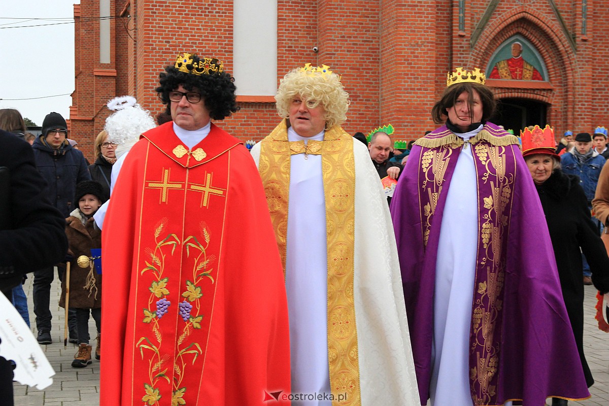 Orszak Trzech Króli w Myszyńcu [06.01.2023] - zdjęcie #41 - eOstroleka.pl