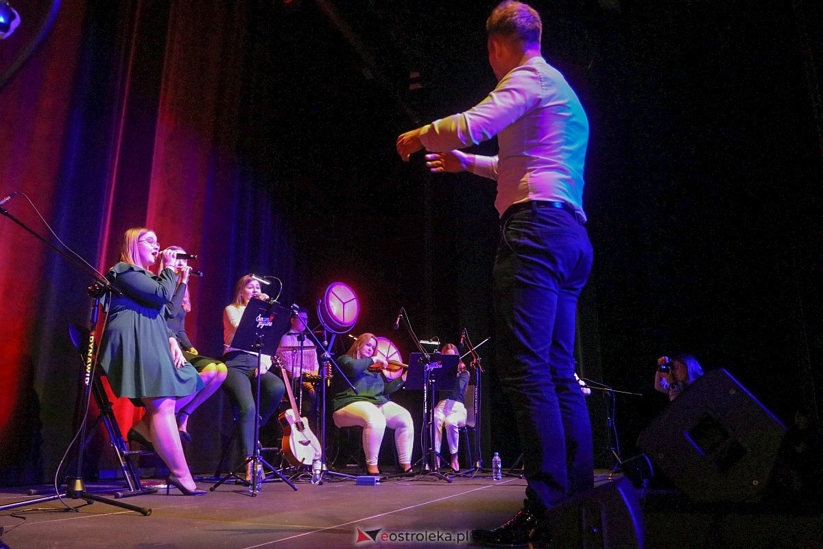 Koncert kolęd w Muzeum Żołnierzy Wyklętych [07.01.2023] - zdjęcie #10 - eOstroleka.pl