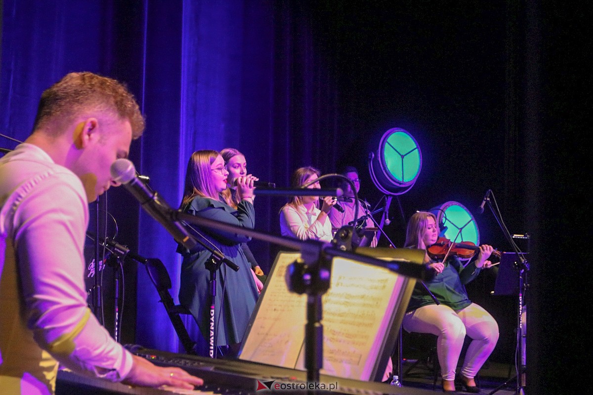 Koncert kolęd w Muzeum Żołnierzy Wyklętych [07.01.2023] - zdjęcie #5 - eOstroleka.pl