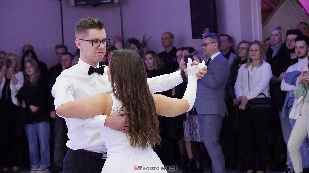 Studniówka 2023. III LO w Ostrołęce [07.01.2023] - zdjęcie #195 - eOstroleka.pl