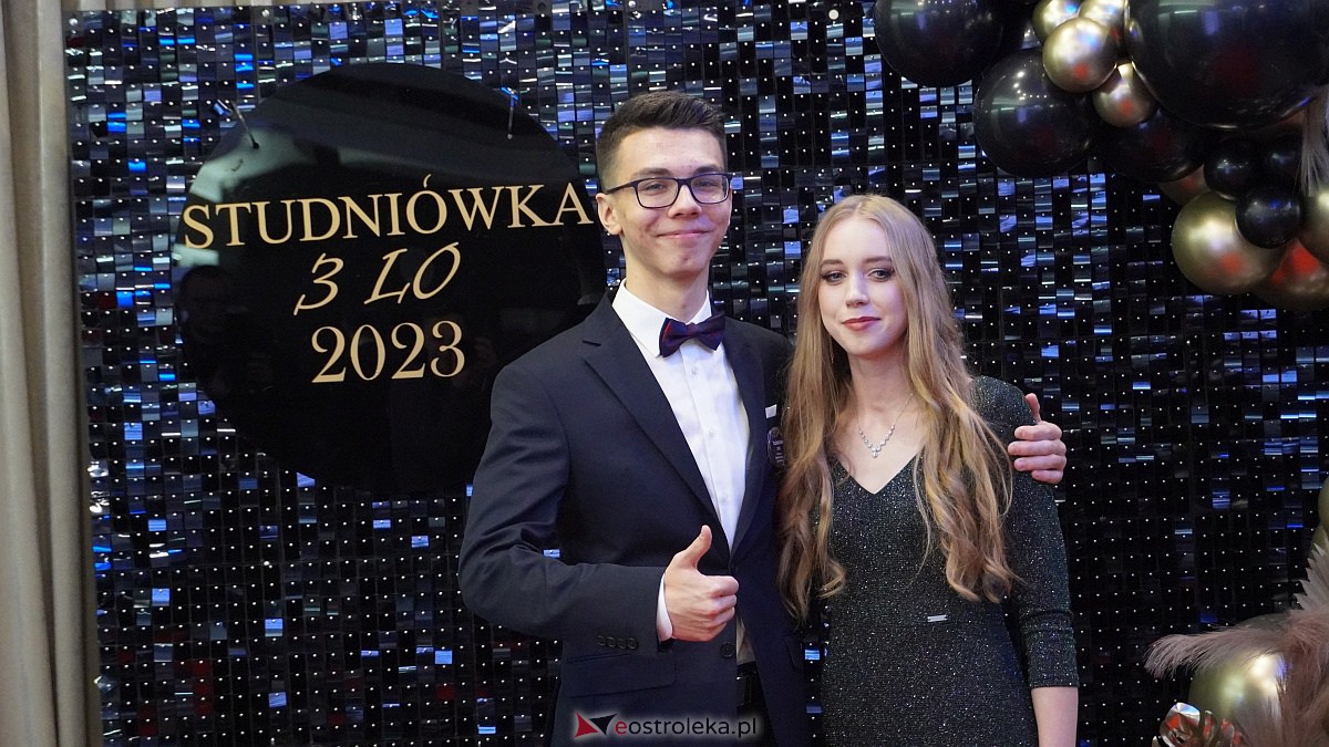 Studniówka 2023. III LO w Ostrołęce [07.01.2023] - zdjęcie #117 - eOstroleka.pl