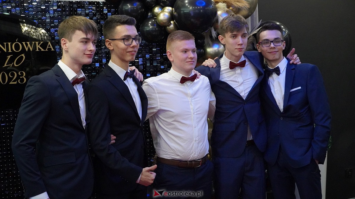 Studniówka 2023. III LO w Ostrołęce [07.01.2023] - zdjęcie #115 - eOstroleka.pl