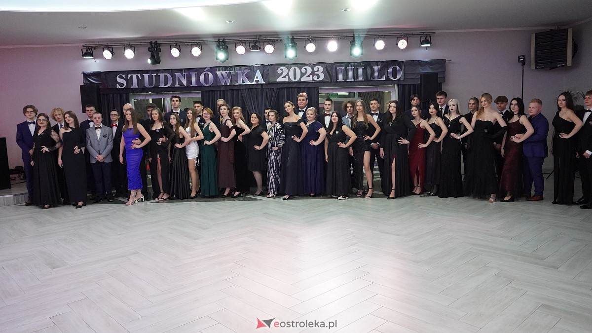 Studniówka 2023. III LO w Ostrołęce [07.01.2023] - zdjęcie #90 - eOstroleka.pl