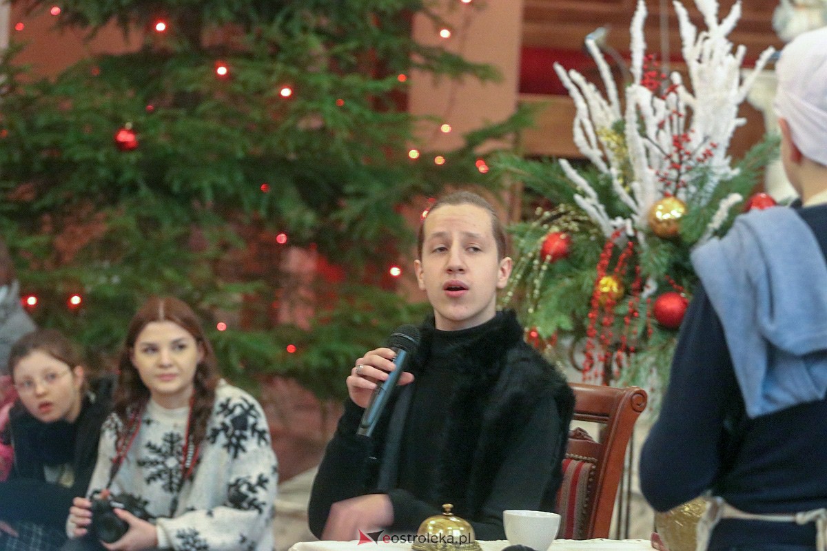 Spektakl bożonarodzeniowy w kościele pw. Zbawiciela Świata [8.01.2023] - zdjęcie #3 - eOstroleka.pl