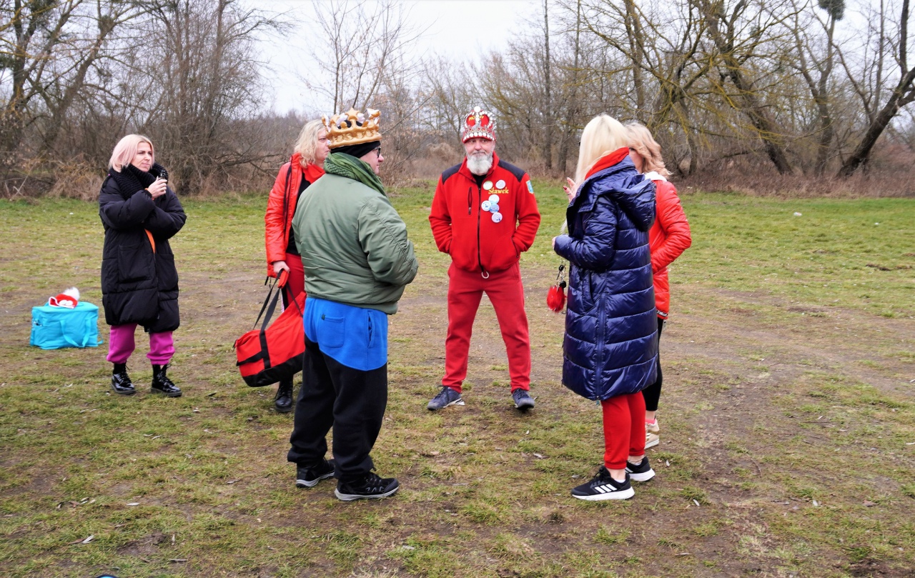 Królewskie morsowanie w Ostrołęce [06.01.2023] - zdjęcie #24 - eOstroleka.pl