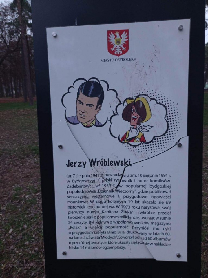 Szczyt głupoty! Ktoś ponownie zniszczył komiksowe tabliczki w parku miejskim [10.01.2023] - zdjęcie #2 - eOstroleka.pl