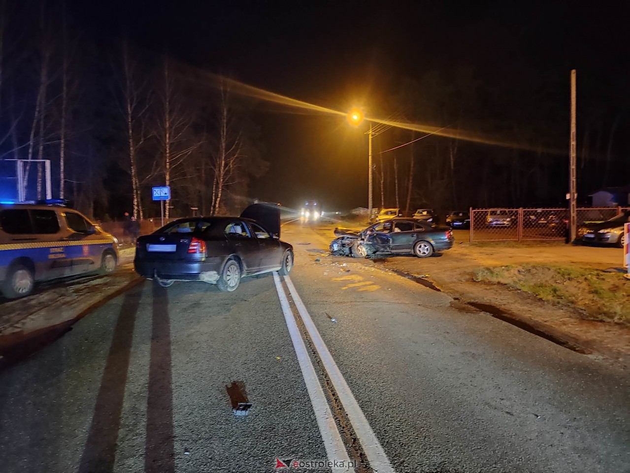 Poważny wypadek na Stacha Konwy. Do szpitala zabrano jedną osobę [10.01.2023] - zdjęcie #13 - eOstroleka.pl