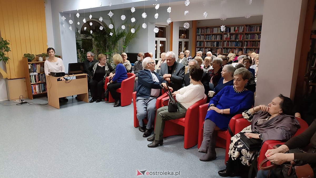 Minął rok 2022 - wieczór noworoczny w ostrołęckiej bibliotece [12.01.2023] - zdjęcie #1 - eOstroleka.pl