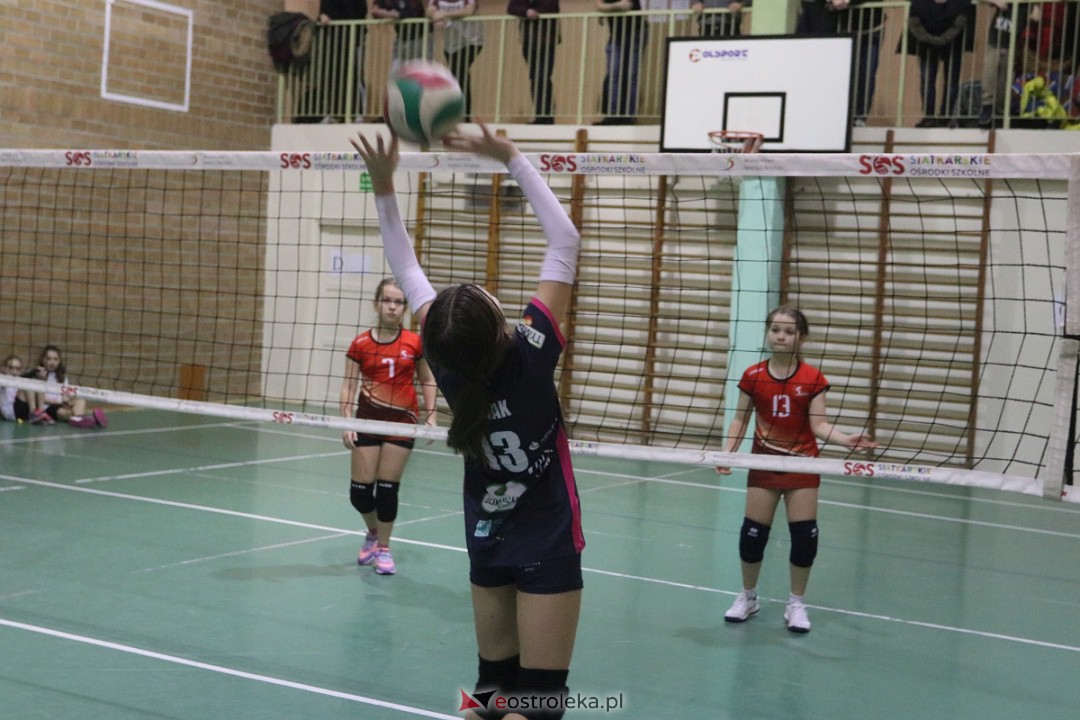 Turniej minisiatkówki w SP 5 [14.01.2023] - zdjęcie #61 - eOstroleka.pl