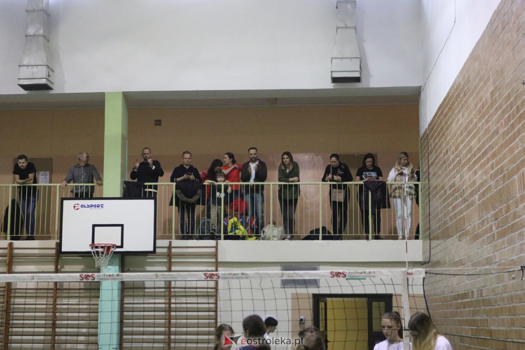 Turniej minisiatkówki w SP 5 [14.01.2023] - zdjęcie #64 - eOstroleka.pl