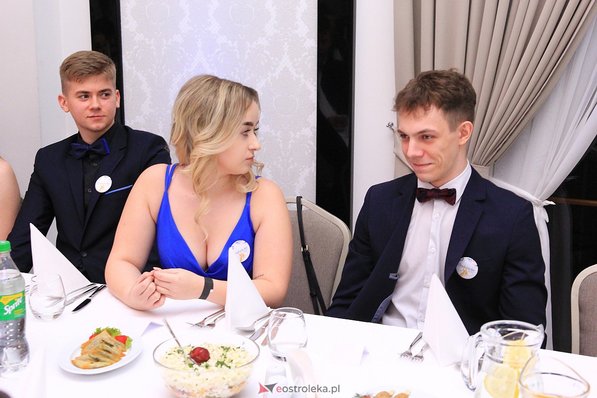 Studniówka w ZSZ Nr 3 [14.01.2023 - zdjęcie #236 - eOstroleka.pl