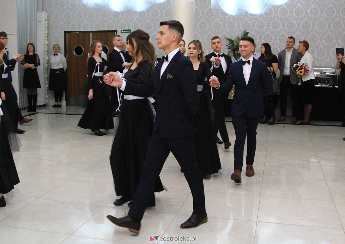 Studniówka w ZSZ Nr 3 [14.01.2023 - zdjęcie #201 - eOstroleka.pl