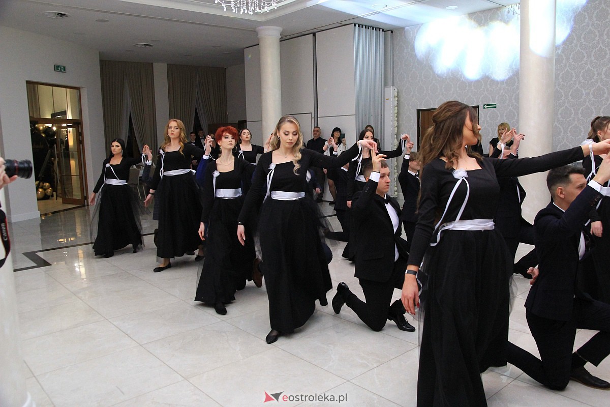 Studniówka w ZSZ Nr 3 [14.01.2023 - zdjęcie #184 - eOstroleka.pl