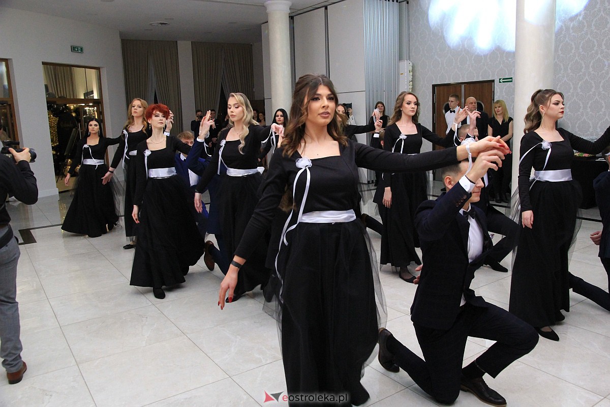 Studniówka w ZSZ Nr 3 [14.01.2023 - zdjęcie #183 - eOstroleka.pl