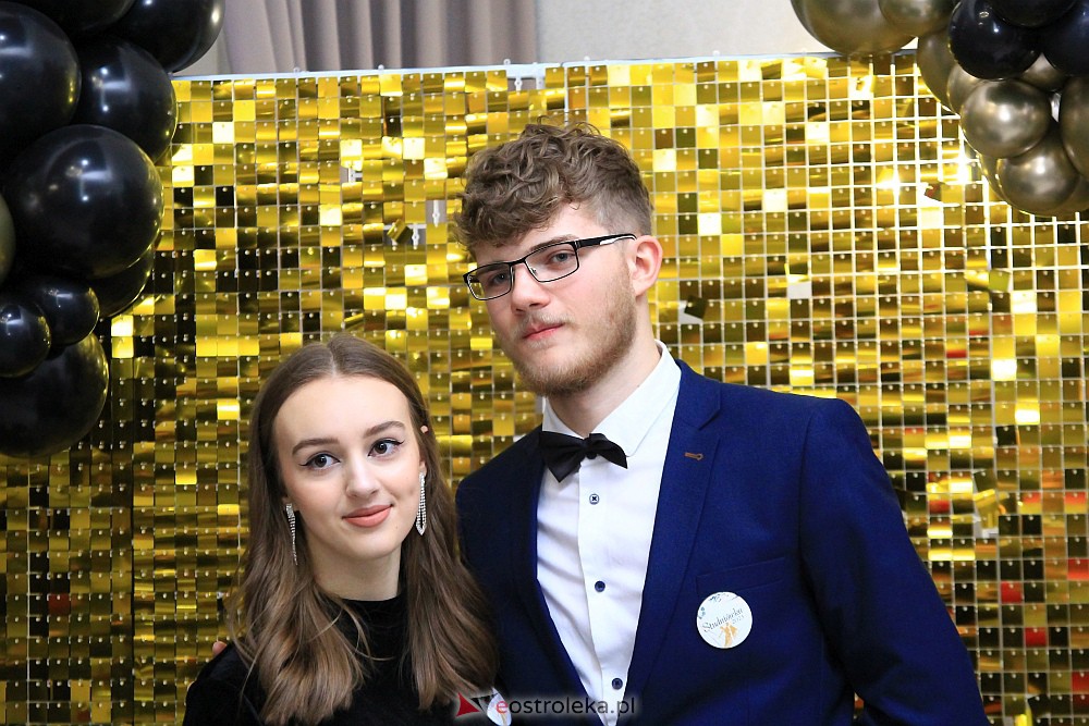 Studniówka w ZSZ Nr 3 [14.01.2023 - zdjęcie #170 - eOstroleka.pl
