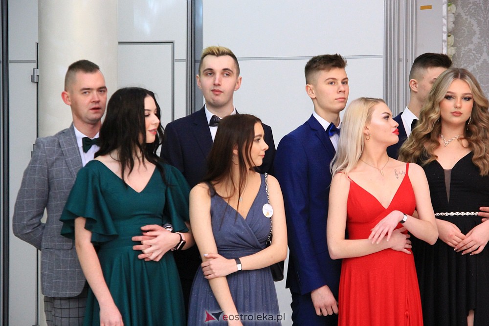 Studniówka w ZSZ Nr 3 [14.01.2023 - zdjęcie #151 - eOstroleka.pl