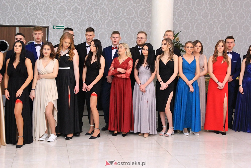 Studniówka w ZSZ Nr 3 [14.01.2023 - zdjęcie #150 - eOstroleka.pl