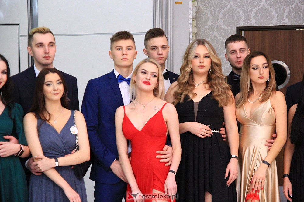 Studniówka w ZSZ Nr 3 [14.01.2023 - zdjęcie #148 - eOstroleka.pl