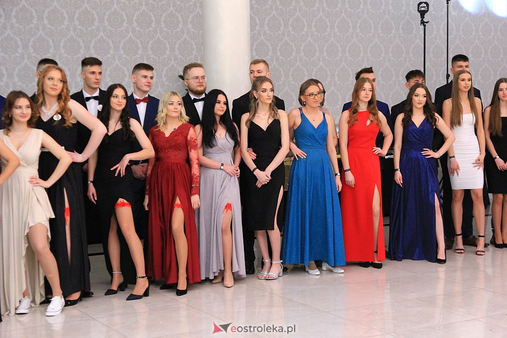 Studniówka w ZSZ Nr 3 [14.01.2023 - zdjęcie #143 - eOstroleka.pl