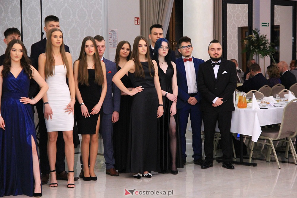 Studniówka w ZSZ Nr 3 [14.01.2023 - zdjęcie #141 - eOstroleka.pl