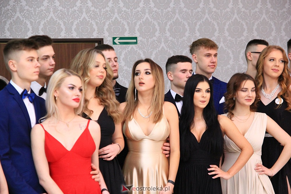 Studniówka w ZSZ Nr 3 [14.01.2023 - zdjęcie #137 - eOstroleka.pl