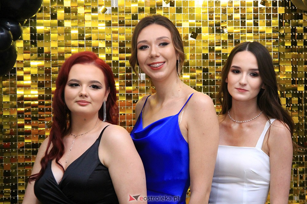 Studniówka w ZSZ Nr 3 [14.01.2023 - zdjęcie #130 - eOstroleka.pl