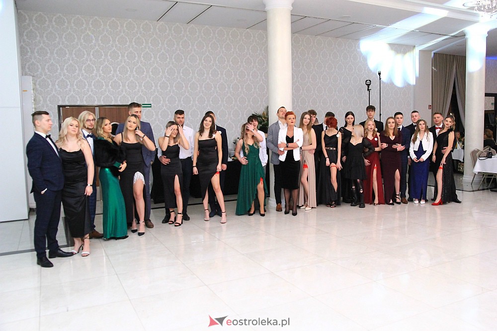 Studniówka w ZSZ Nr 3 [14.01.2023 - zdjęcie #111 - eOstroleka.pl