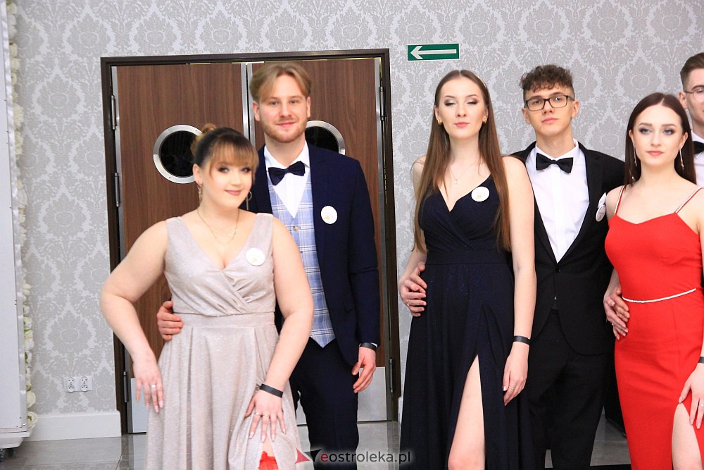 Studniówka w ZSZ Nr 3 [14.01.2023 - zdjęcie #97 - eOstroleka.pl