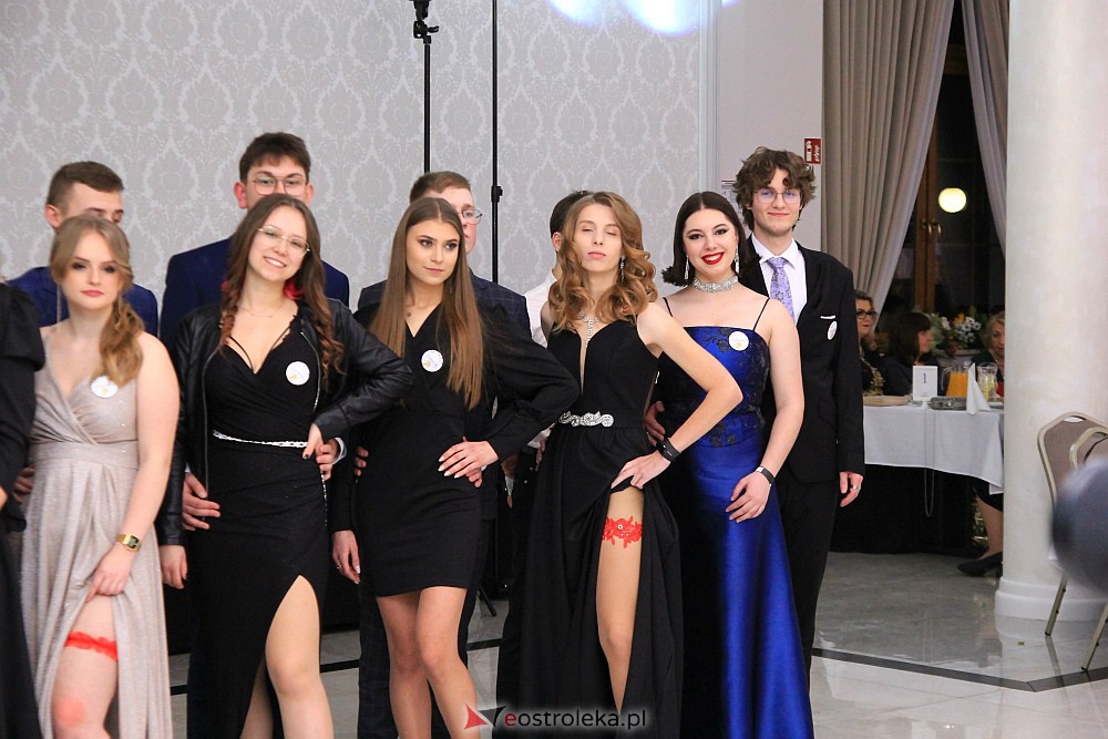 Studniówka w ZSZ Nr 3 [14.01.2023 - zdjęcie #92 - eOstroleka.pl