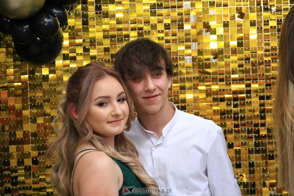 Studniówka w ZSZ Nr 3 [14.01.2023 - zdjęcie #86 - eOstroleka.pl