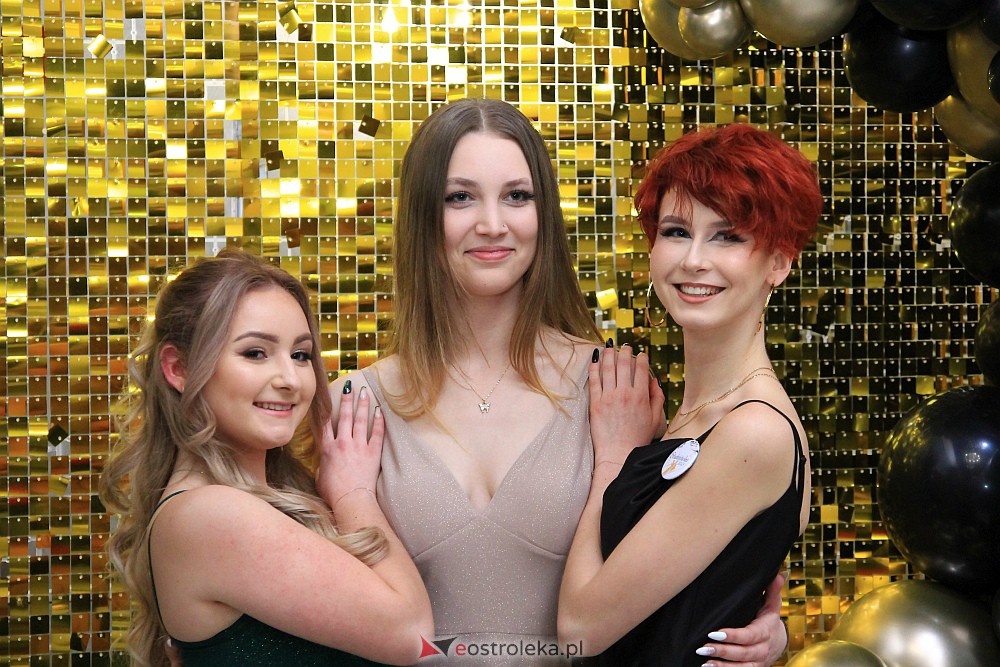 Studniówka w ZSZ Nr 3 [14.01.2023 - zdjęcie #83 - eOstroleka.pl