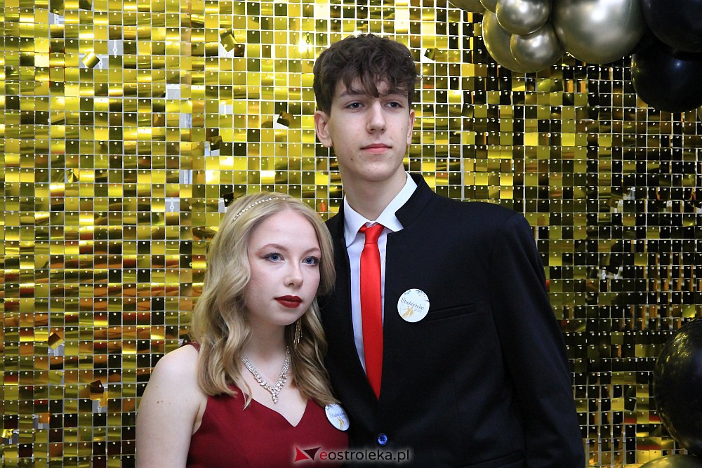 Studniówka w ZSZ Nr 3 [14.01.2023 - zdjęcie #81 - eOstroleka.pl