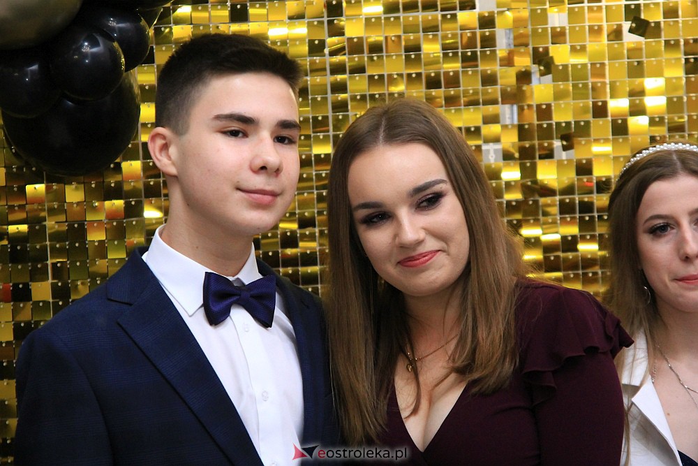 Studniówka w ZSZ Nr 3 [14.01.2023 - zdjęcie #79 - eOstroleka.pl