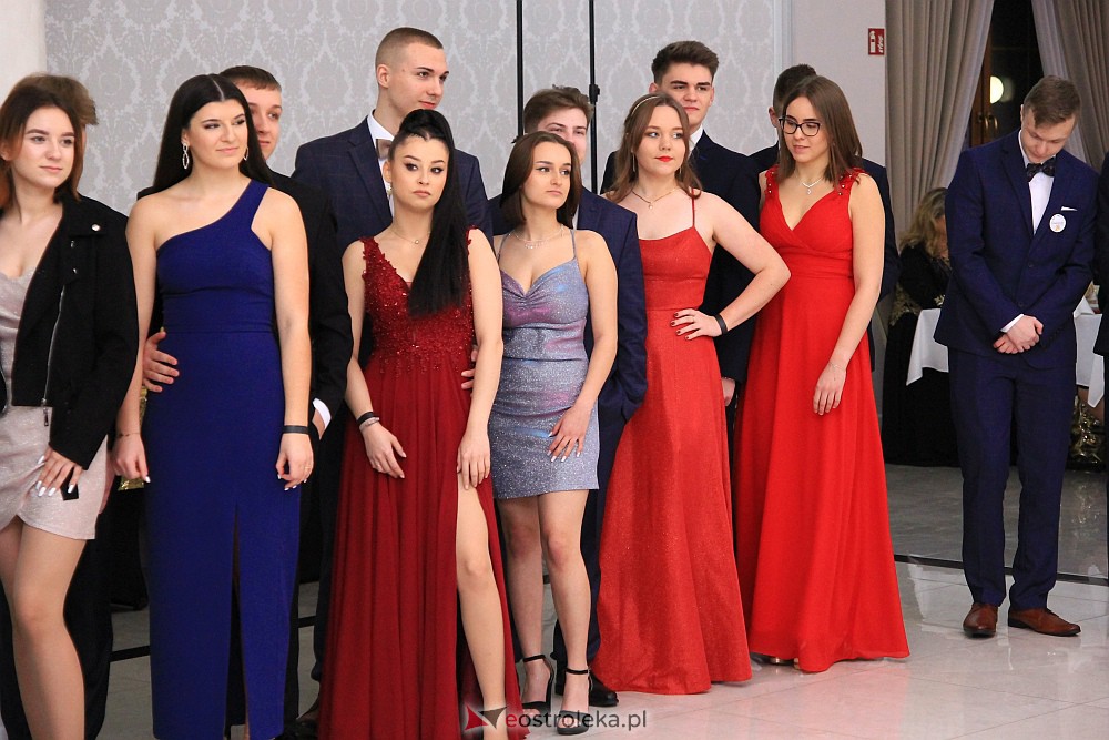 Studniówka w ZSZ Nr 3 [14.01.2023 - zdjęcie #73 - eOstroleka.pl